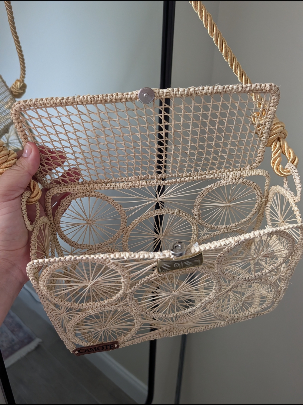 Beige Woven Circle-Detail Shoulder Bag